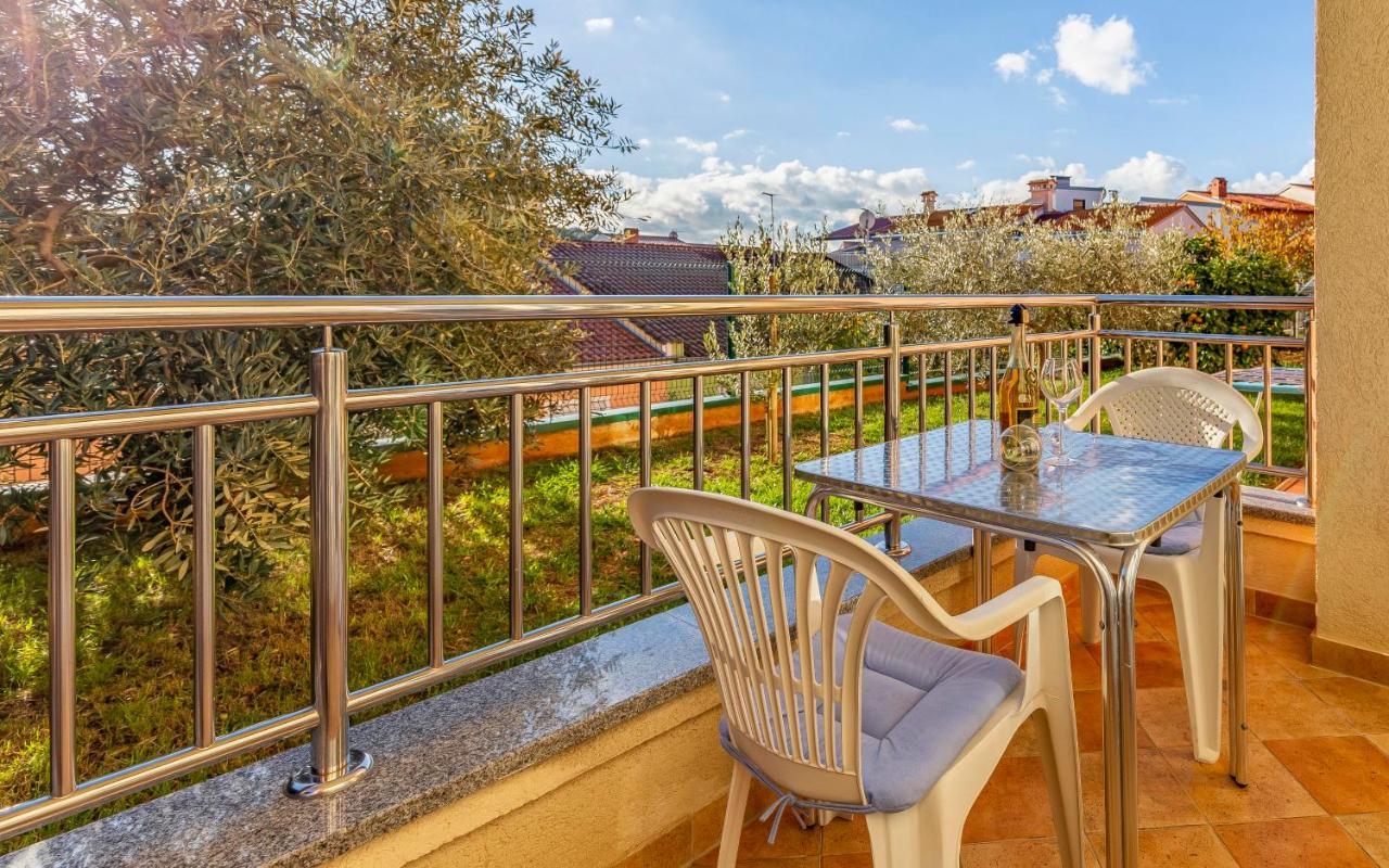 Istriensonne - Apartments Veruda Mit Grillterrasse Пула Екстер'єр фото