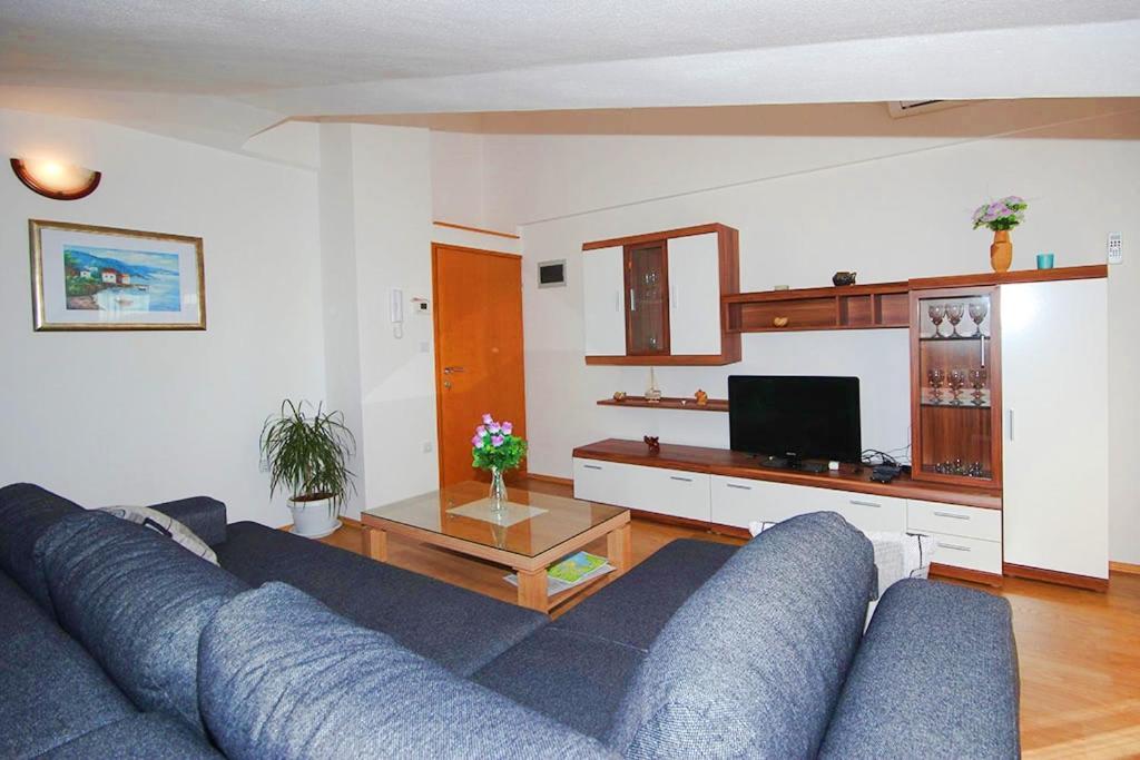 Istriensonne - Apartments Veruda Mit Grillterrasse Пула Екстер'єр фото